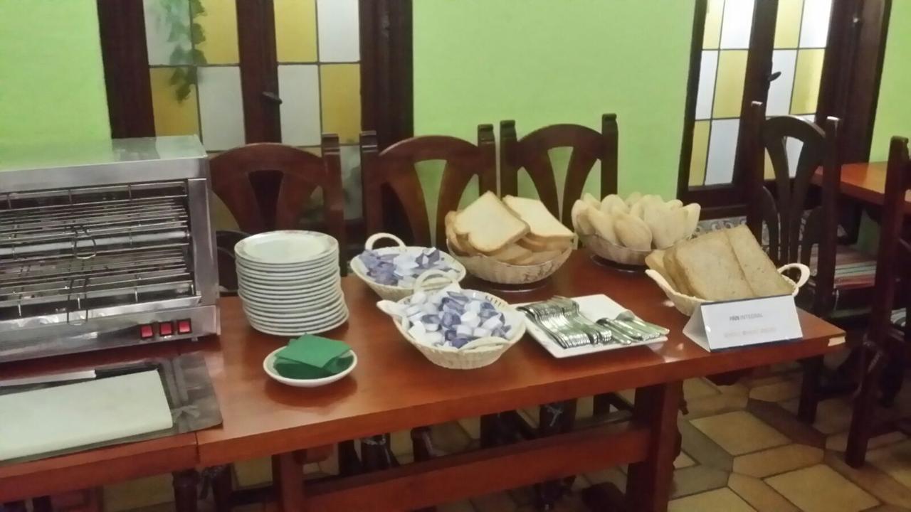 Hotel Dona Lina